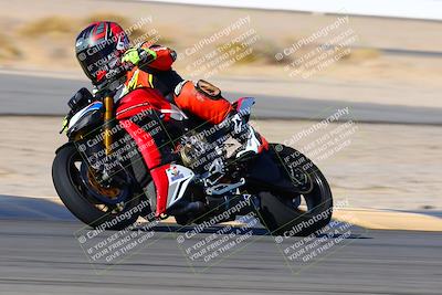 media/Jan-08-2022-SoCal Trackdays (Sat) [[1ec2777125]]/Turn 14 Outside (1050am)/